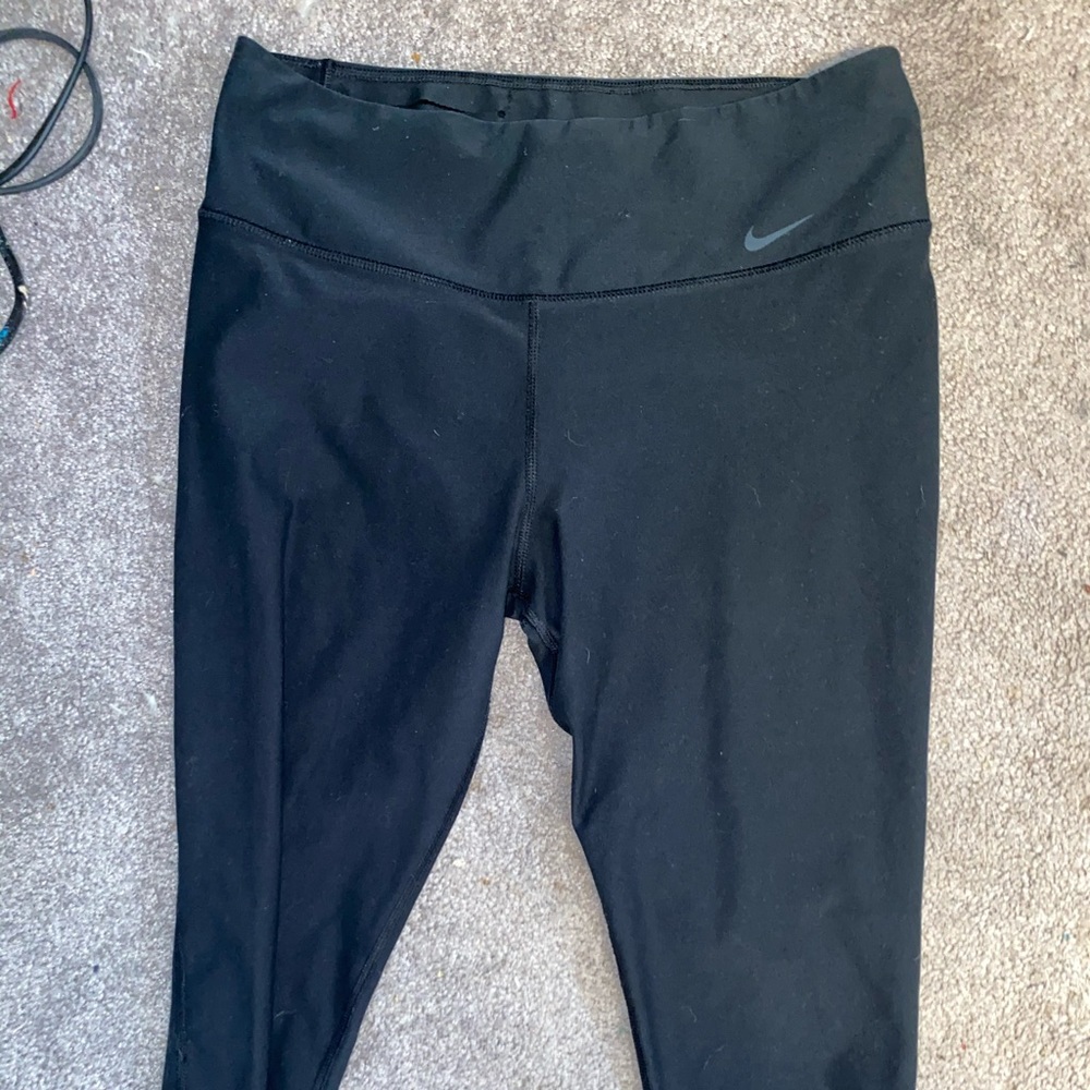 Cropped Nike leggings - Picture 1 of 2
